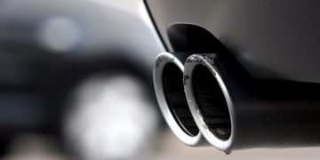 EU reaches deal for ban on new combustion-engine cars as of 2035