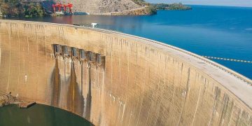 Zimbabwe faces power woes as low dam level halts hydroelectricity