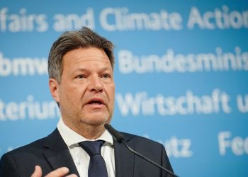 Germany hunts for hydrogen opportunities as Namibia targets 600k jobs