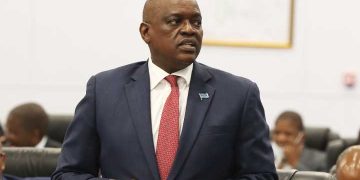 Botswana intent on selling more diamonds without De Beers
