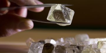 Namibia eyes greater share of diamonds mined under De Beers’ agreement 