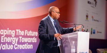 Bank of Namibia cautions against oil, gas hype before final investment decision