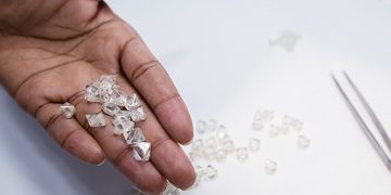 Namibia’s diamond export earnings plunge 54.8 % in Q1