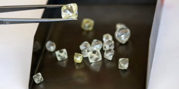 Namibia’s diamond output dips despite Namdeb gains