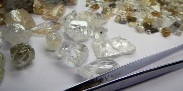 Namibia’s diamond sector projected to contract by 4.5% in 2025 and 5.7% in 2026