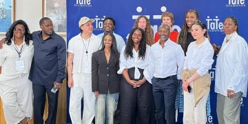 Delegation tours Namibia as De Beers pushes to rebuild natural diamond demand