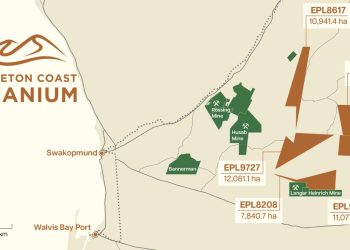 Map showing Skeleton Coast uranium projects with mines (Rössing, Husab, Bannerman, Langer Heinrich) and EPL blocks EPL8617, EPL9873, EPL9727, EPL8208, EPL9872; Swakopmund and Walvis Bay Port labeled.